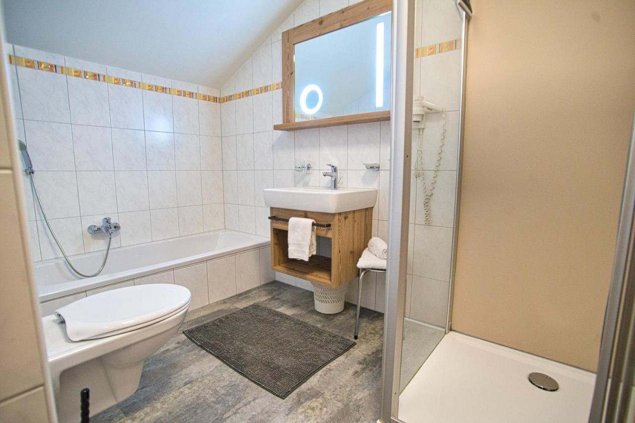 Appartement Sandra ชตุมม์ ภายนอก รูปภาพ