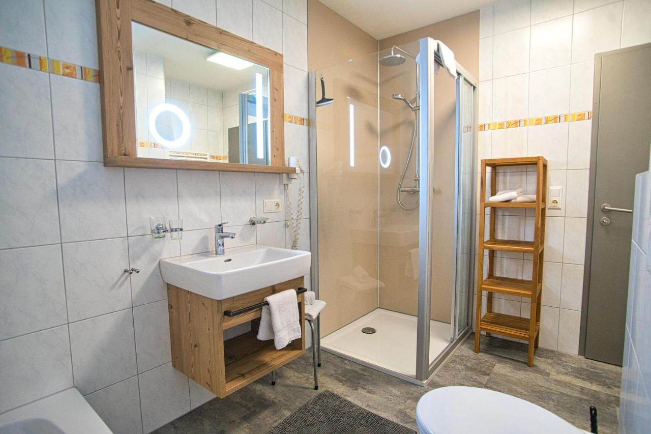 Appartement Sandra ชตุมม์ ภายนอก รูปภาพ