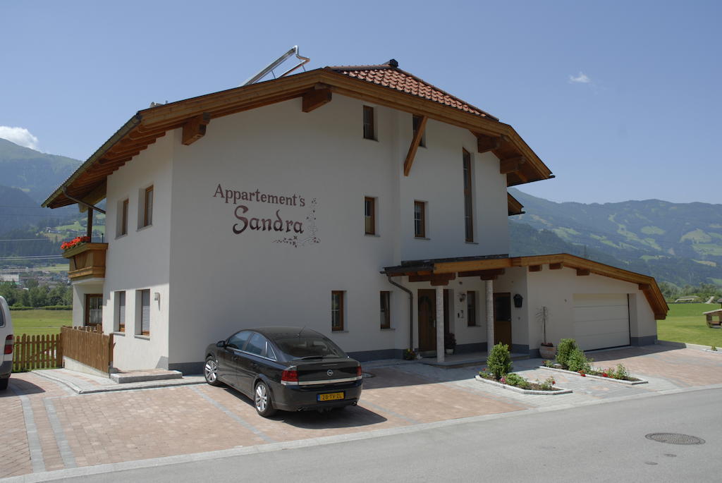 Appartement Sandra ชตุมม์ ภายนอก รูปภาพ