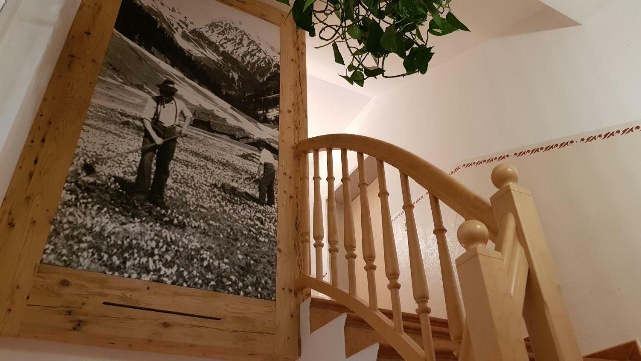 Appartement Sandra ชตุมม์ ภายนอก รูปภาพ